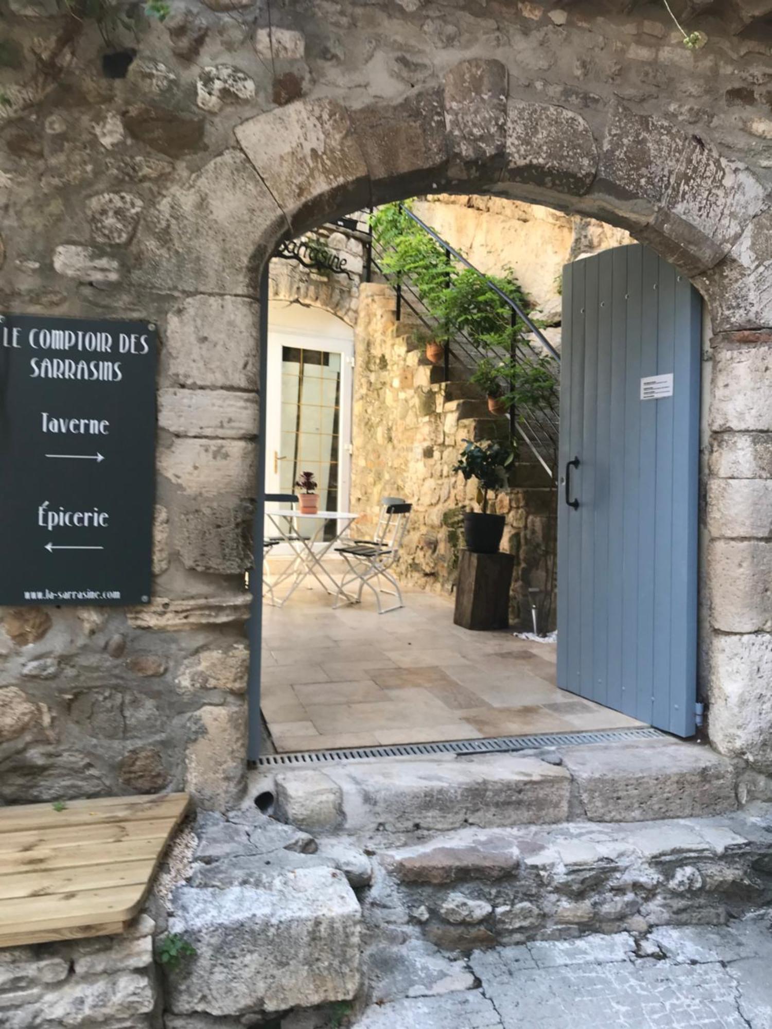 Villa La Sarrasine Aigueze Esterno foto