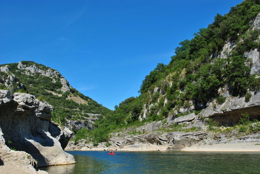 Villa La Sarrasine Aigueze Esterno foto